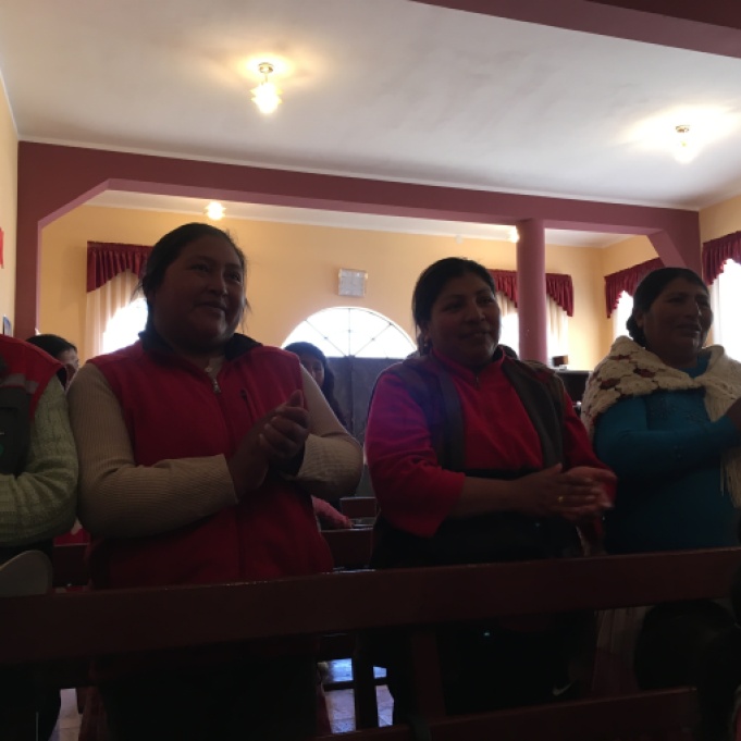 They sang together and all the mom's sang in 3 languages! Spanish, then Quechua y Aymara